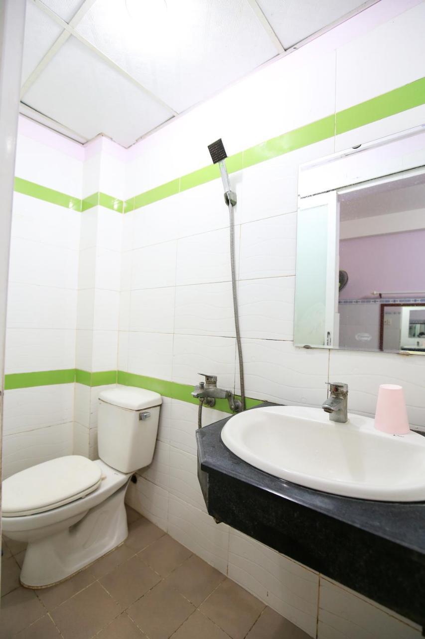 Nguyen Thao Hotel Хошимин Экстерьер фото