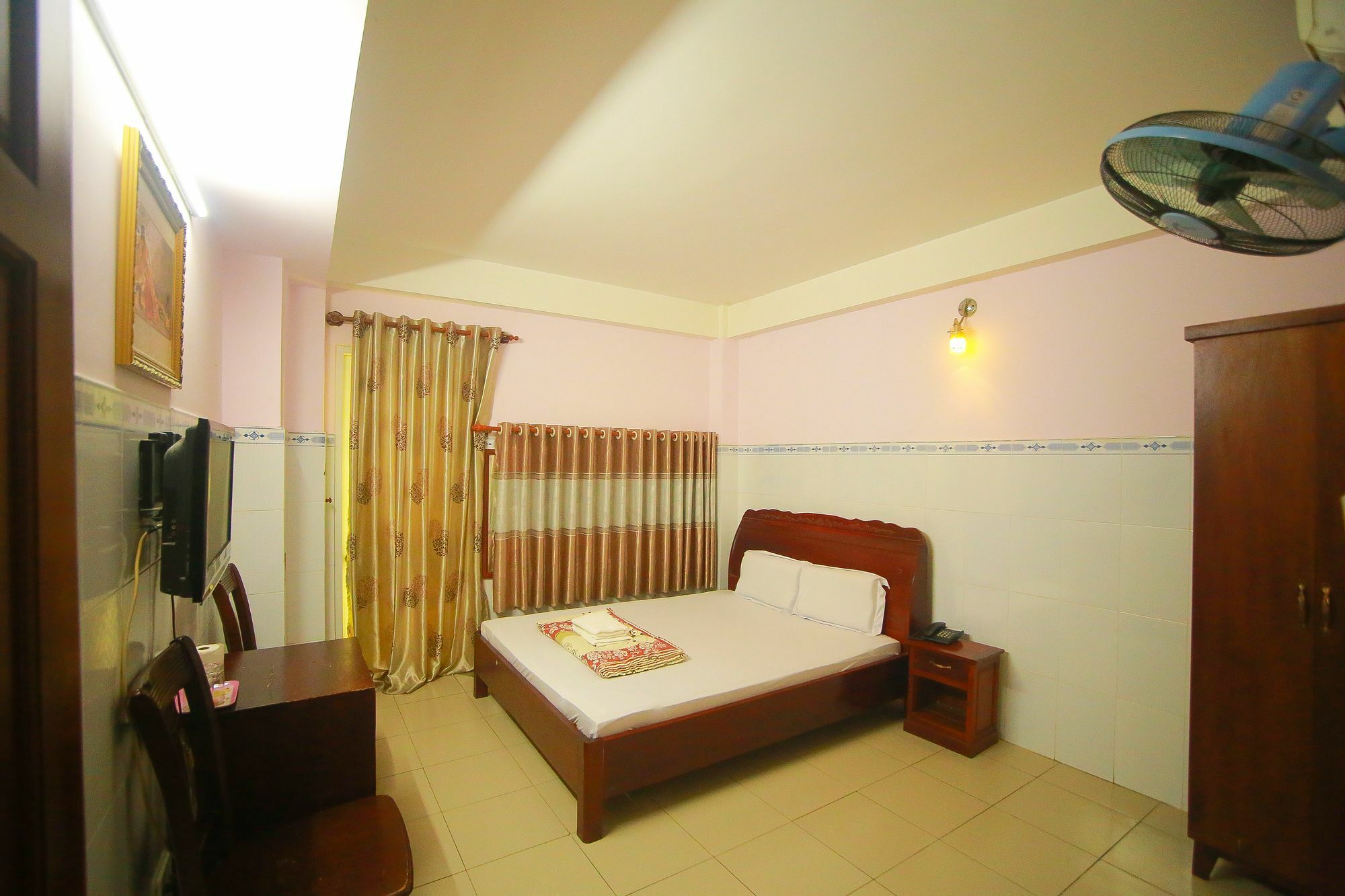 Nguyen Thao Hotel Хошимин Экстерьер фото